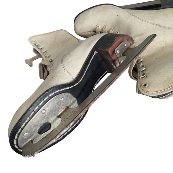 Vintage ice skates - Picture 4 of 4